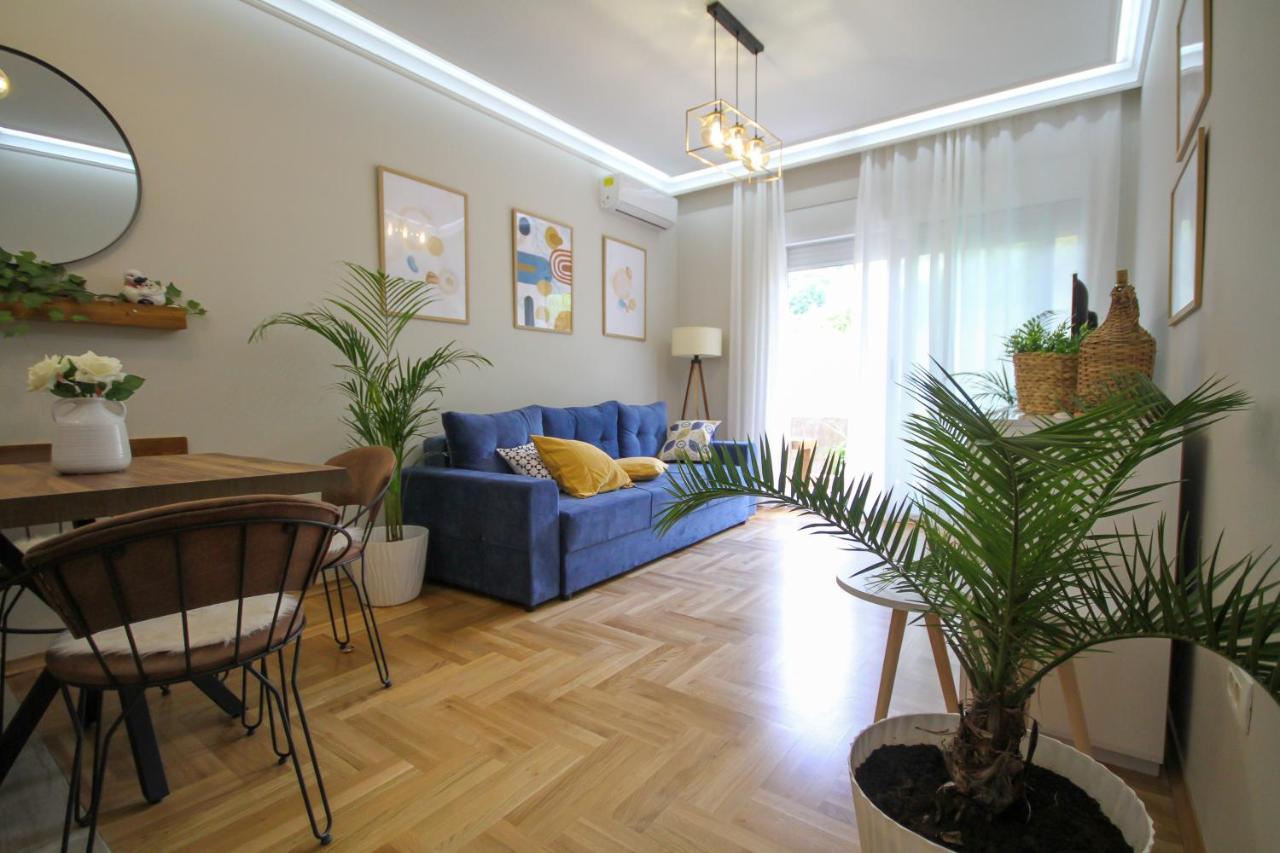 Laki Apartment Tivat Exterior foto
