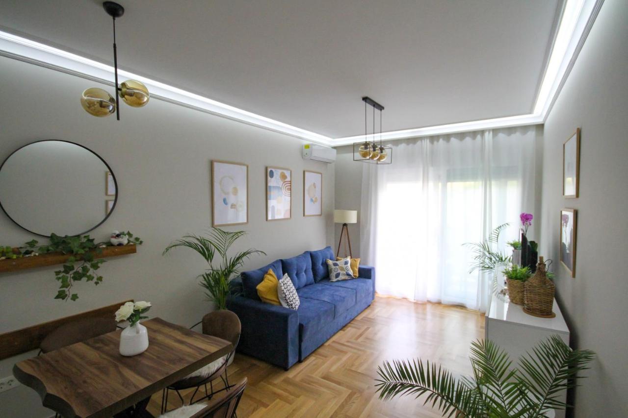 Laki Apartment Tivat Exterior foto