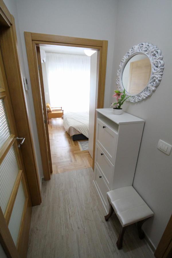 Laki Apartment Tivat Exterior foto