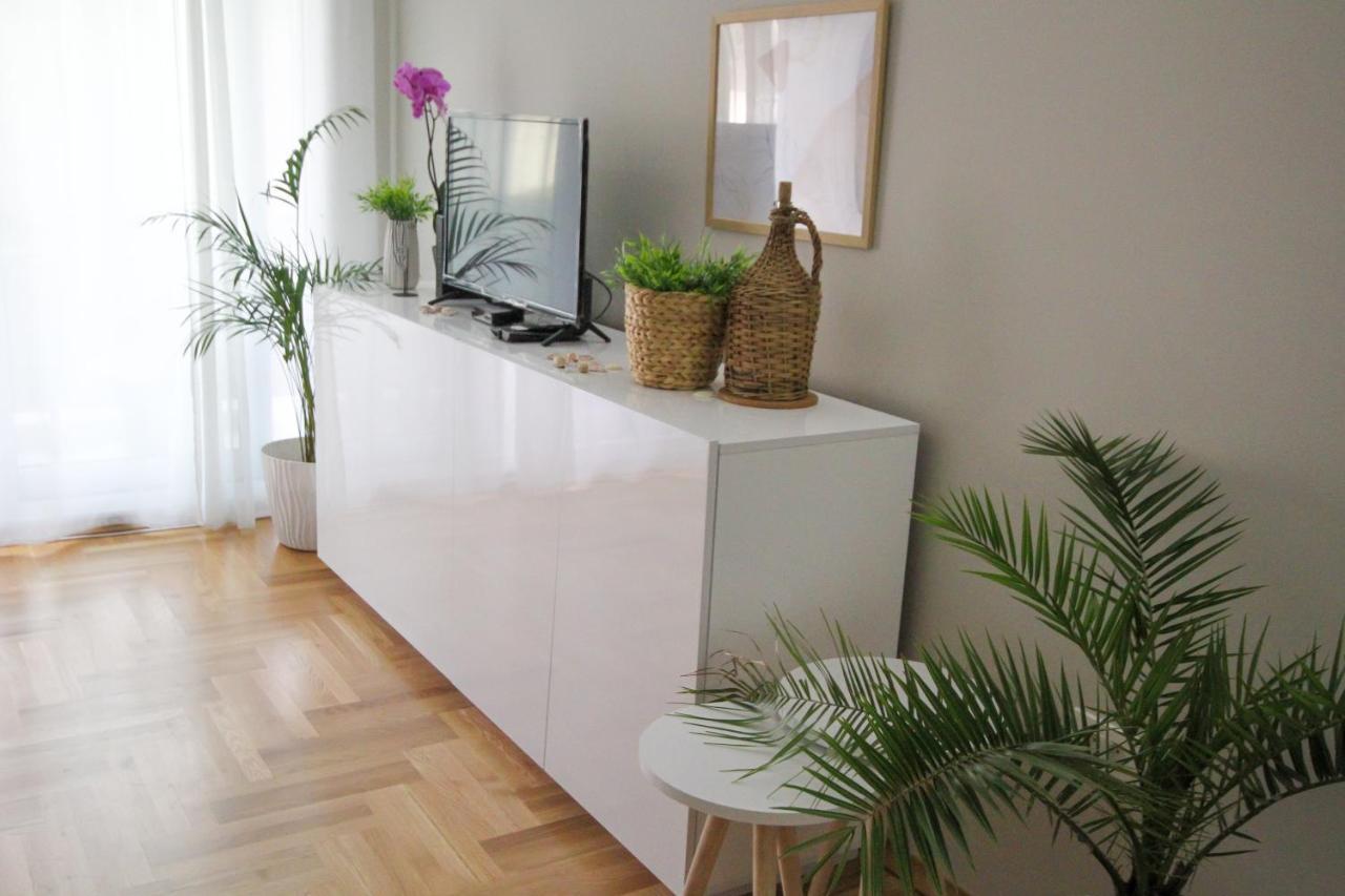 Laki Apartment Tivat Exterior foto