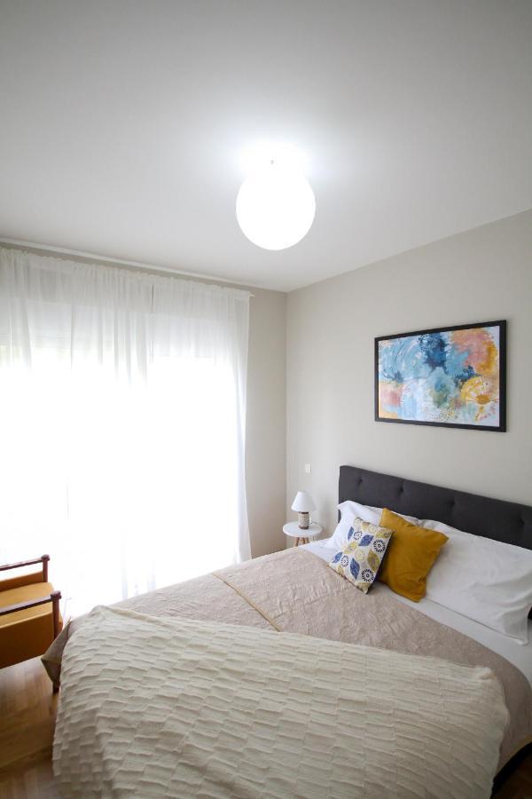 Laki Apartment Tivat Exterior foto