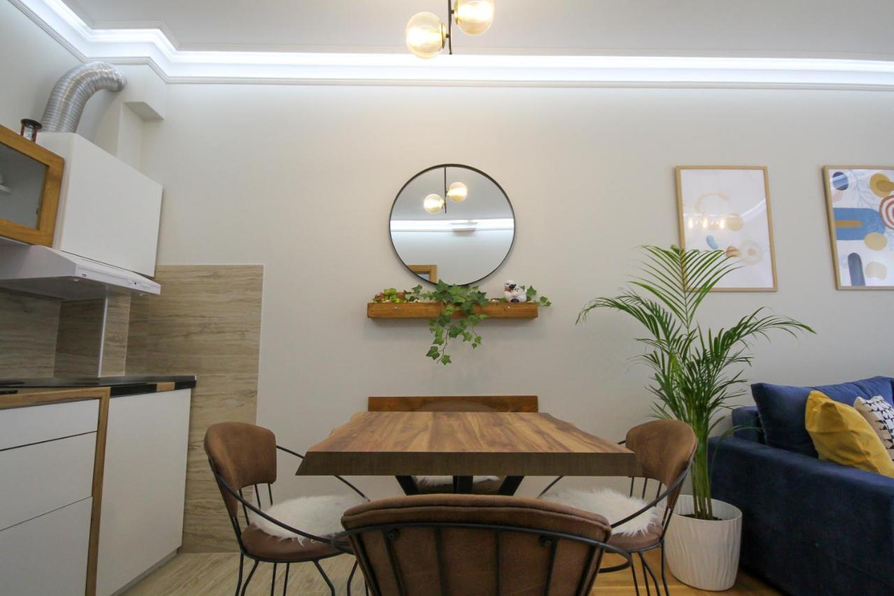 Laki Apartment Tivat Exterior foto